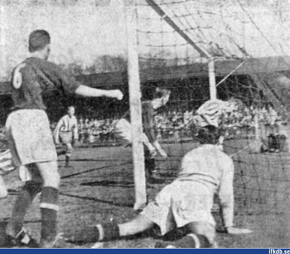 1954-04-19: IFK GÃ¶teborg â€“ JÃ¶nkÃ¶pings SÃ¶dra IF 2â€“2