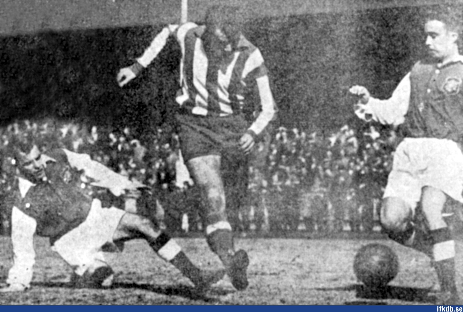 Match photo from GAIS – IFK Göteborg · 2–4, 27 March 1960