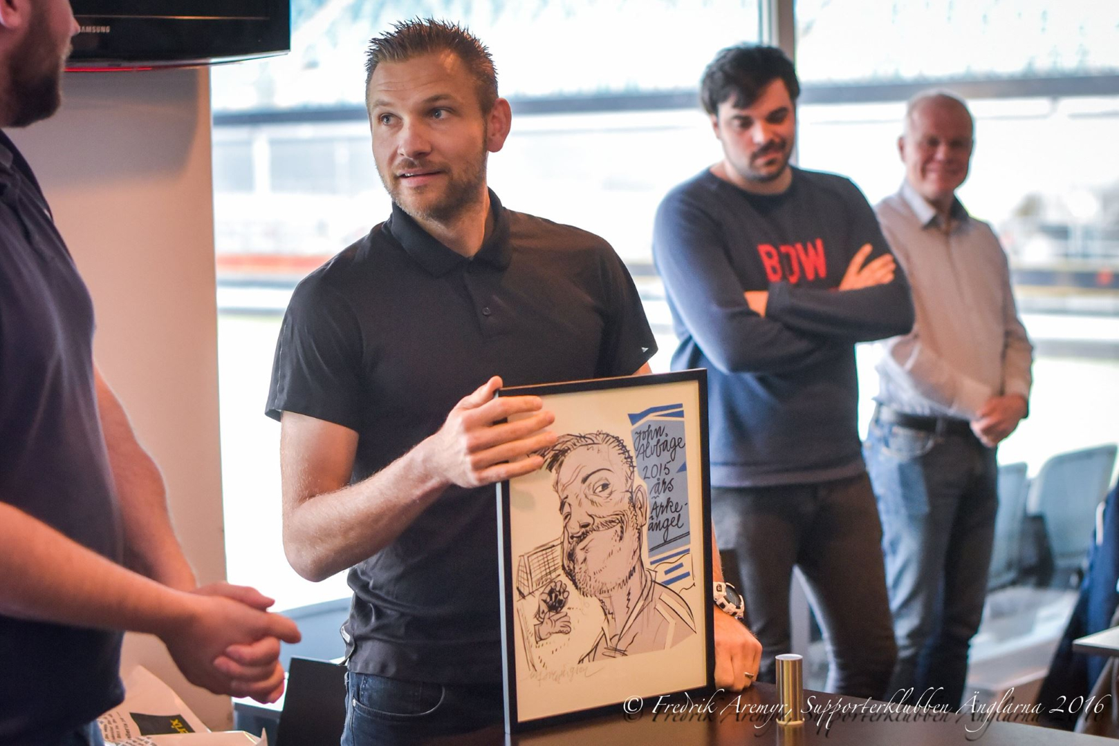 John Albåge utses till Årets ärkeängel 2015 på Änglarnas årsmöte 2016.