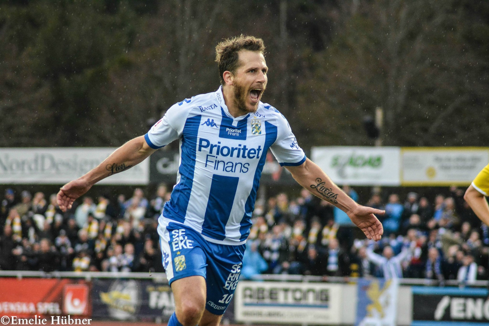 Tobias Hysén i samband med bortamatchen mot Falkenbergs FF 2016.