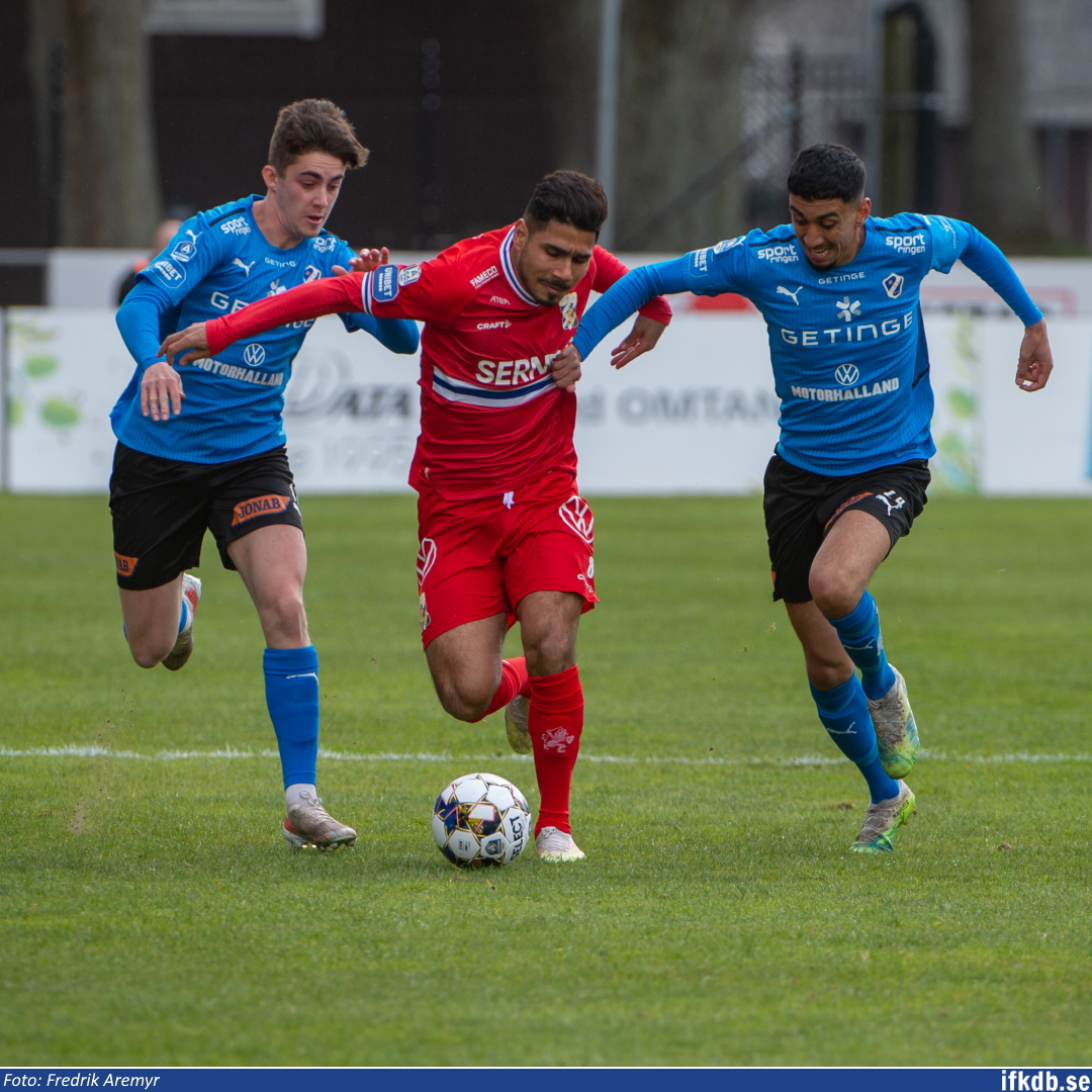 Hosam Aiesh i samband med bortamatchen mot Halmstads BK 2021.