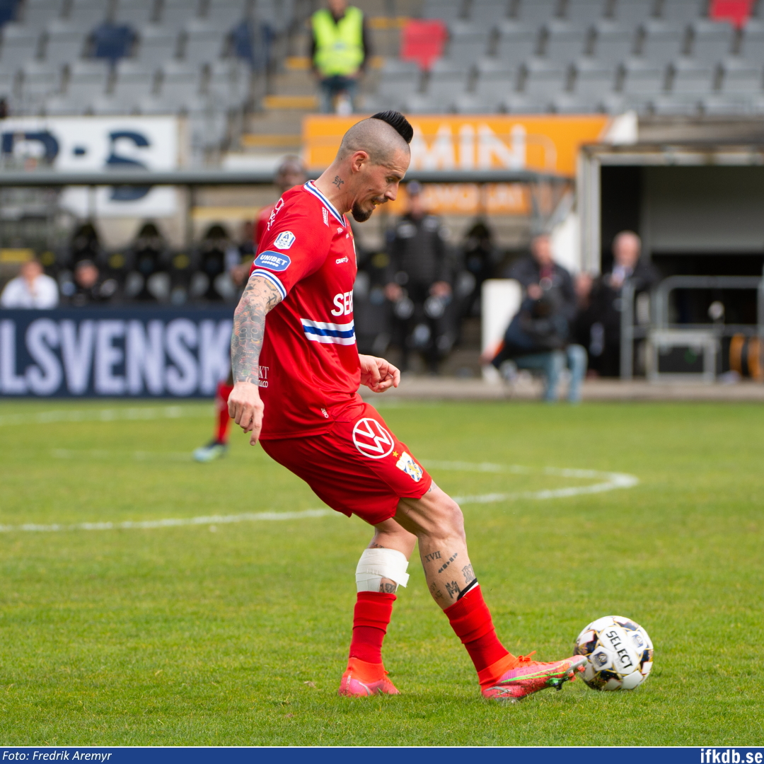 Marek Hamšík i samband med bortamatchen mot Halmstads BK 2021.